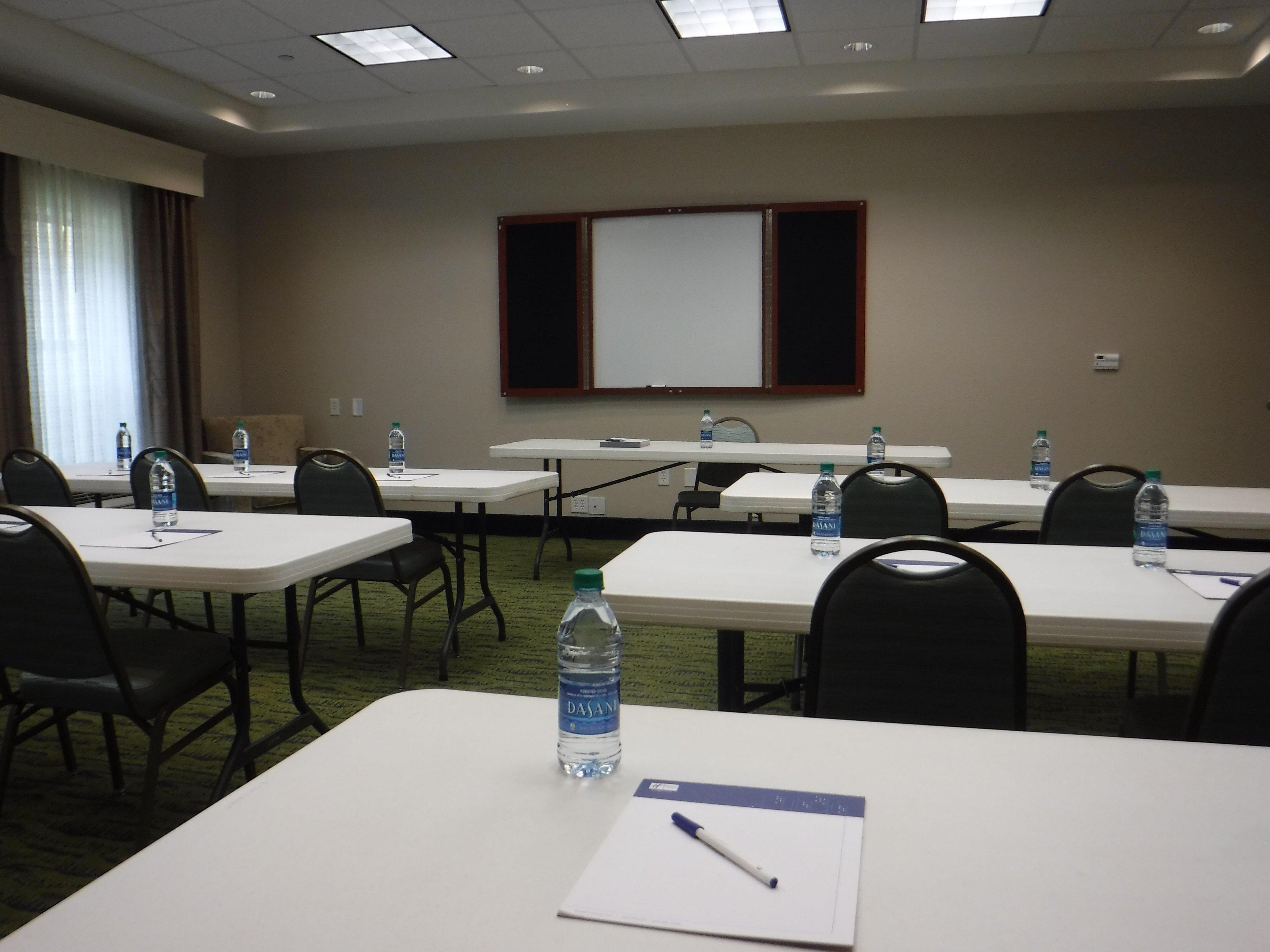 Holiday Inn Express West Jefferson By Ihg מראה חיצוני תמונה
