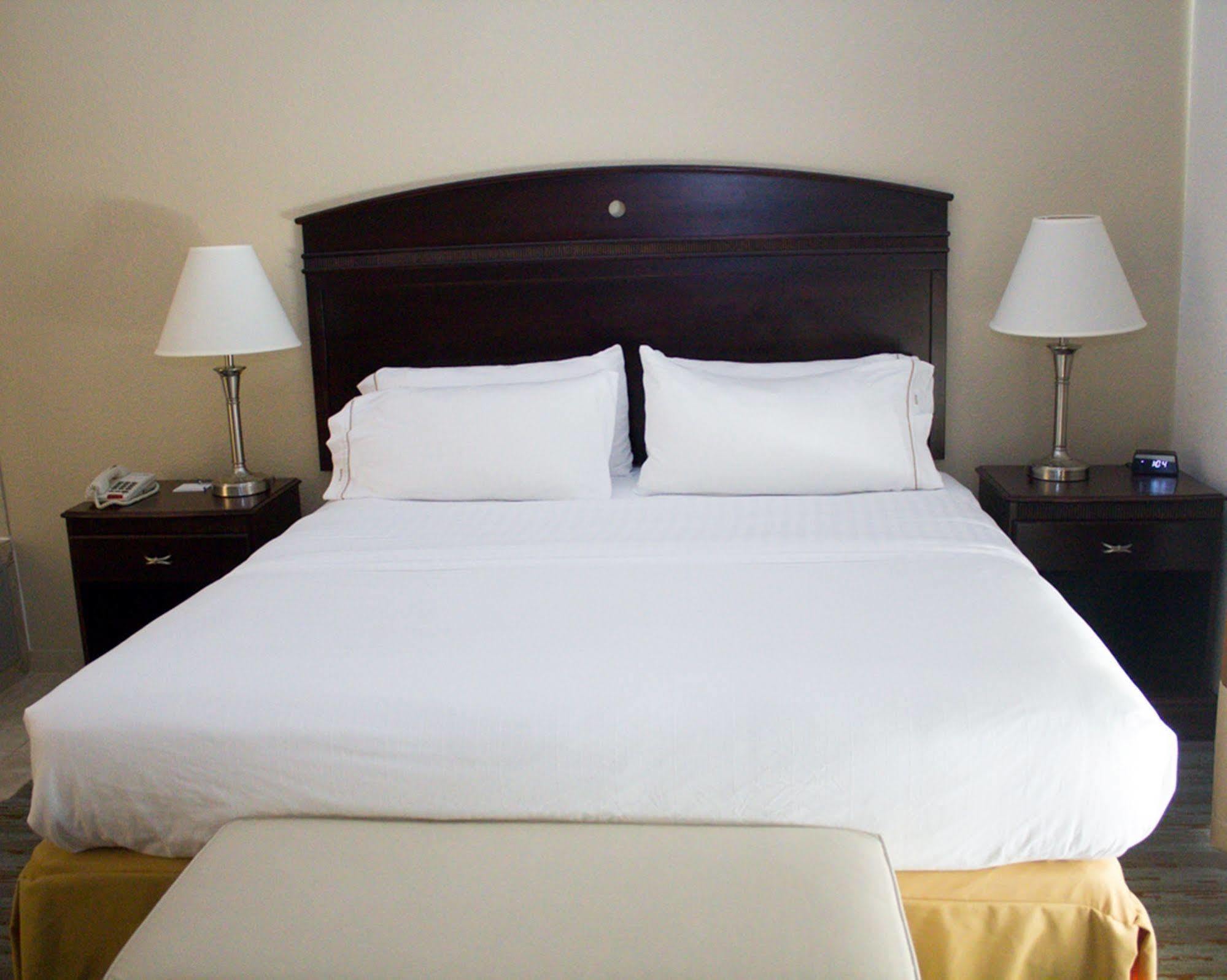 Holiday Inn Express West Jefferson By Ihg מראה חיצוני תמונה